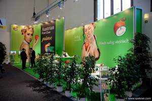 frisch-saftig-steirisch bei der Fruit Logistica 2012